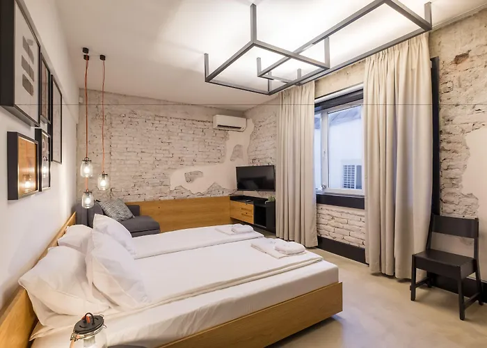 R34 Boutique 3* Sofia