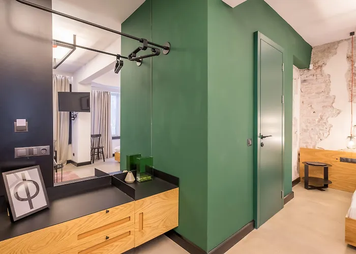 R34 Boutique Hotel 3*