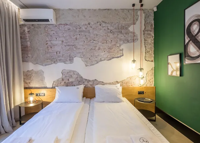 Hotel R34 Boutique 3*