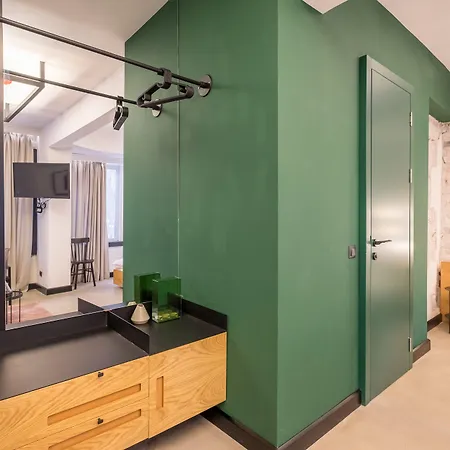 R34 Boutique מלון 3*